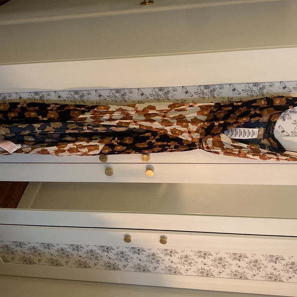 Urban Outfitters floral wrap dress 🤍 - Picture 3 of 3